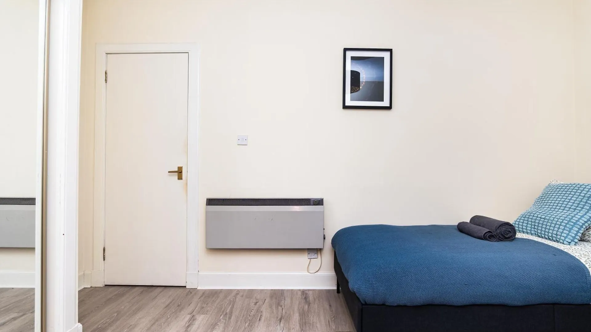 2 Bed Flat-Ground Floor-Parking Apartment Dundee United Kingdom