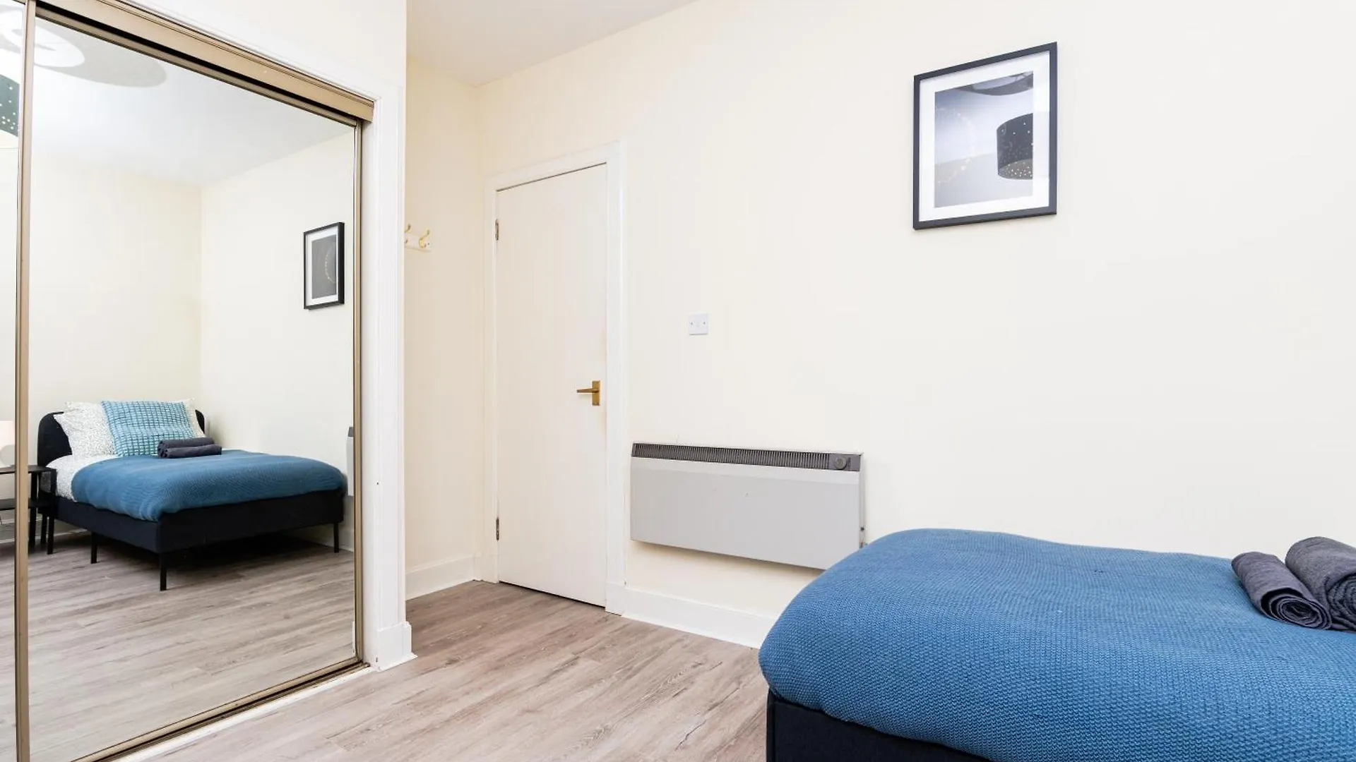 2 Bed Flat-Ground Floor-Parking Apartment Dundee