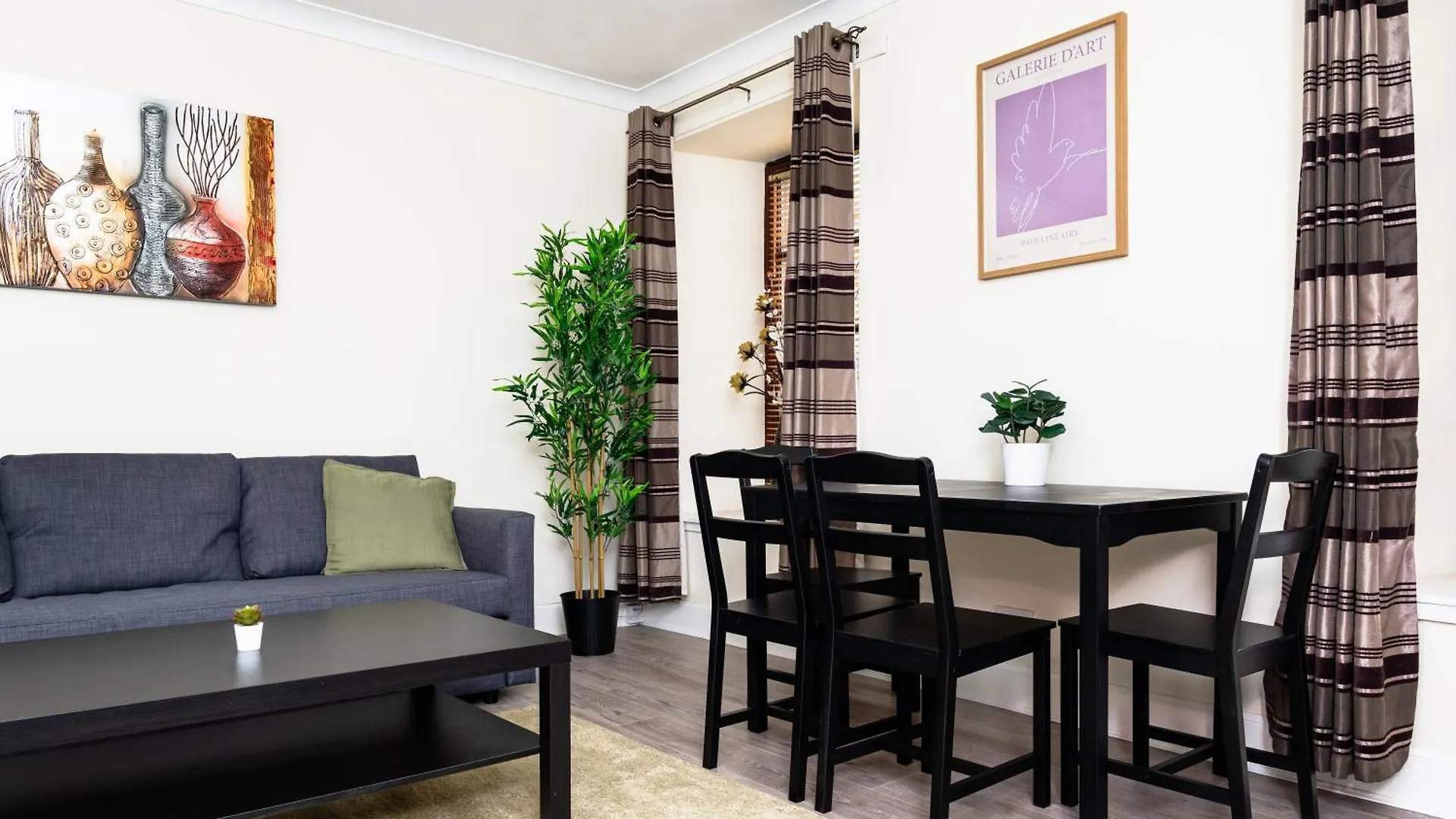 2 Bed Flat-Ground Floor-Parking Apartment Dundee 0*,  United Kingdom