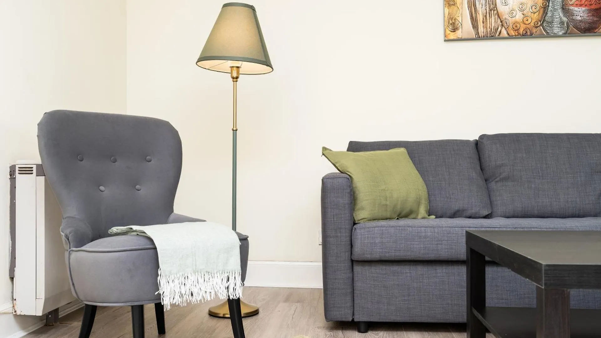 2 Bed Flat-Ground Floor-Parking Apartment Dundee United Kingdom